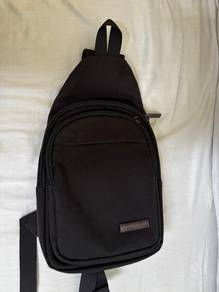 Alan Delon Sling bag