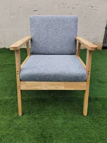 SO16G1 New Kerusi Kayu Getah 1 Seater Wood Sofa