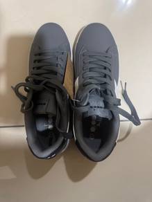 Diadora novel