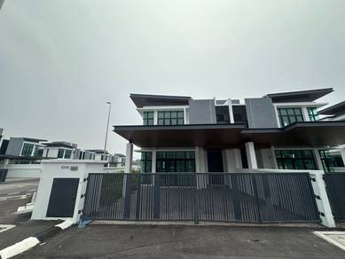 Semi-Detached House For Sale in Ipoh,PRK