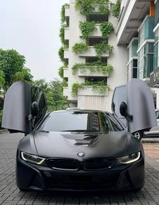 2016 BMW i8 EDRIVE (PLUG-IN HYBRID)