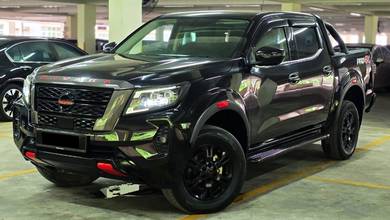 Nissan Navara V in Bandar Puteri Puchong, SGR