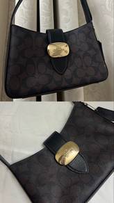 Coach Eliza Shoulder Bag In Signature Canvas