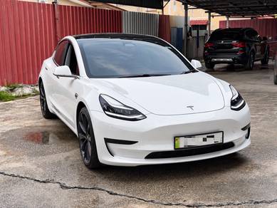 Tesla Model 3 LONG RANGE (AWD) in Kajang, SGR