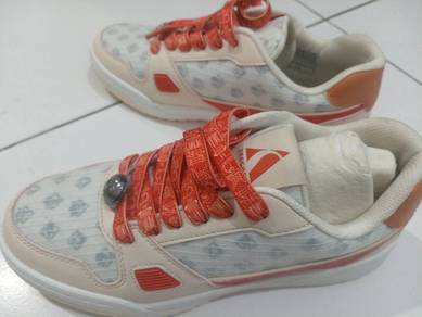 Kasut Skechers Jujutsu Kaisen