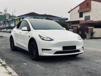 Tesla Model Y LONG RANGE in Seri Kembangan, SGR