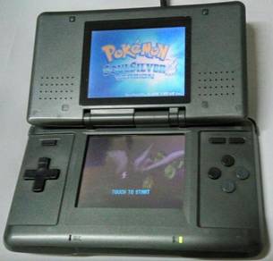 Nintendo NDS Dark Grey + Pokemon Soul Silver