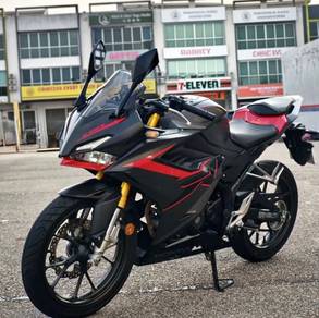Honda CBR150R