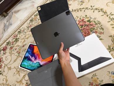 iPad Pro 12.9” (4th Gen)