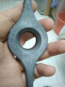 Vintage Rolex propeller back case opener