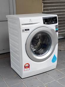 Electrolux front load washing machine washer 8 kgs