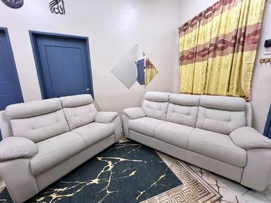 Set Sofa 2+3 Warna Kelabu Cerah – Nak Jual Sebab P