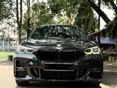 2022 BMW X1 sDRIVE20i M SPORT