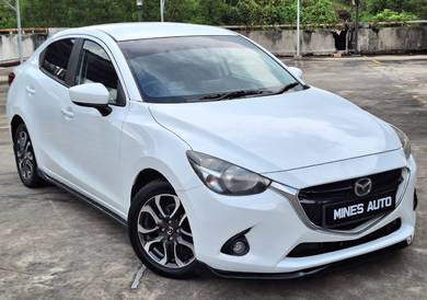 2015 Mazda 2 VR