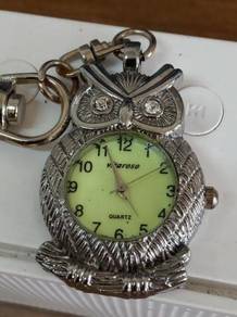 Vintage vitaroso owl keychain watch japan