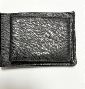 Michael kors authentic wallet