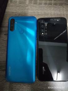 Nova 5T @ Realme C3