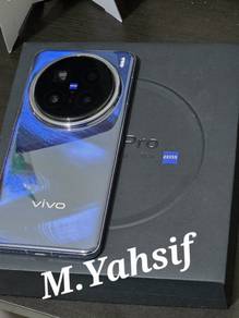 VIVO X200 PRO   IPHONE 13 PRO MAX