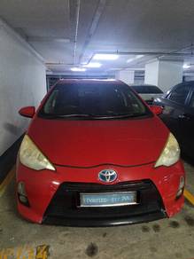 Toyota Prius c (HYBRID) in Segambut, KUL
