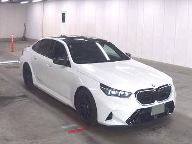 BMW M5 - in Tiong, KTN