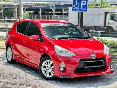 2013 Toyota Prius c TRD SPORTIVO (HYBRID)