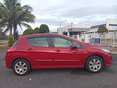 2011 Peugeot 308 VTi
