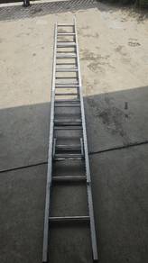 Double extension ladder 10"(tangga double 10"