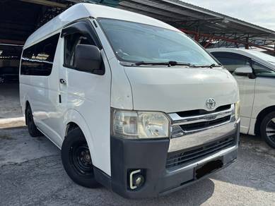 Toyota Hiace in Jalan Kuching, KUL