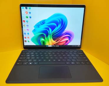 MURAH❗ Surface Pro 8 13" 8/128/i5 with bruises