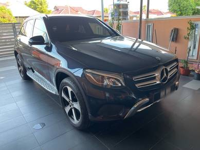 Mercedes Benz GLC200 200 (CKD) in Muar, JHR