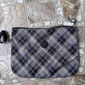 Kipling cosmetic pouch / clutch bag