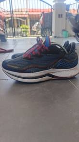Kasut running soucony endorphin shift 2