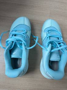 Stylish Li Ning badminton shoes