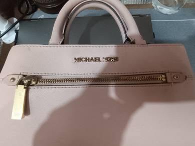 Michael Kors Pink Handbag
