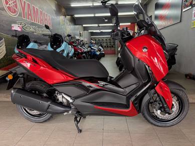 Yamaha XMAX