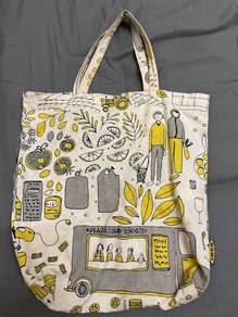 Treblad yellow carrier bag