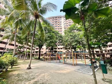 Condominium For Sale in Bayu Tasik 1