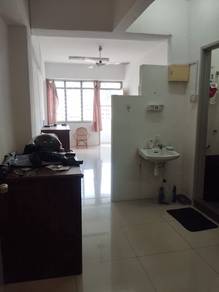 Apartment For Sale in Taman Lone Pine (Medium Low Cost)