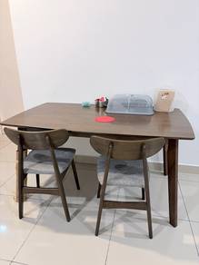 dinner table with chairs set