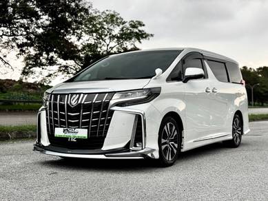 Toyota Alphard 2.5 SC in Bukit Jalil, KUL