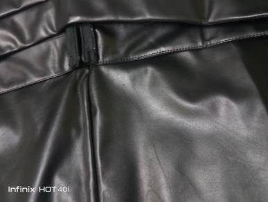 Leather skirt 