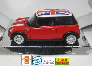 2013 mini cooper red w UK Flag top (1:24)