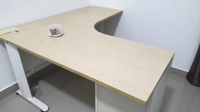 5FT L Shape Office Table TD664