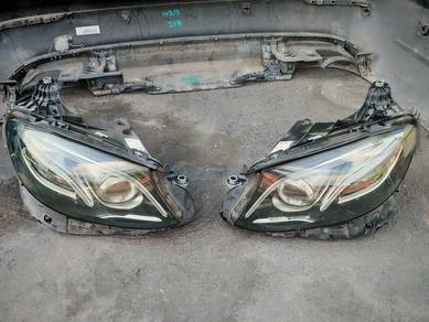 MERCEDES E250 W213 HEAD LAMP (original)
