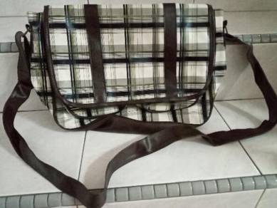 Sling Bag