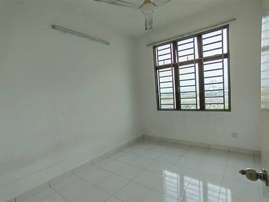 Apartment For Sale in Vista Lavender