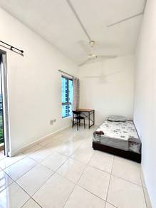 Room in Damansara Perdana, SGR