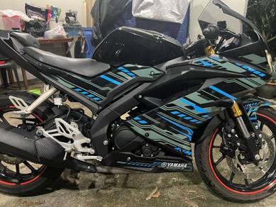 Yamaha R15
