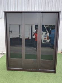 YD89A Almari Baju 6 x 7 Feet 3 Sliding Doors