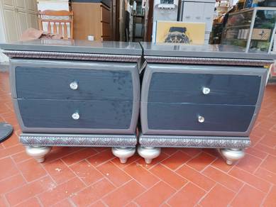 2 Side Table